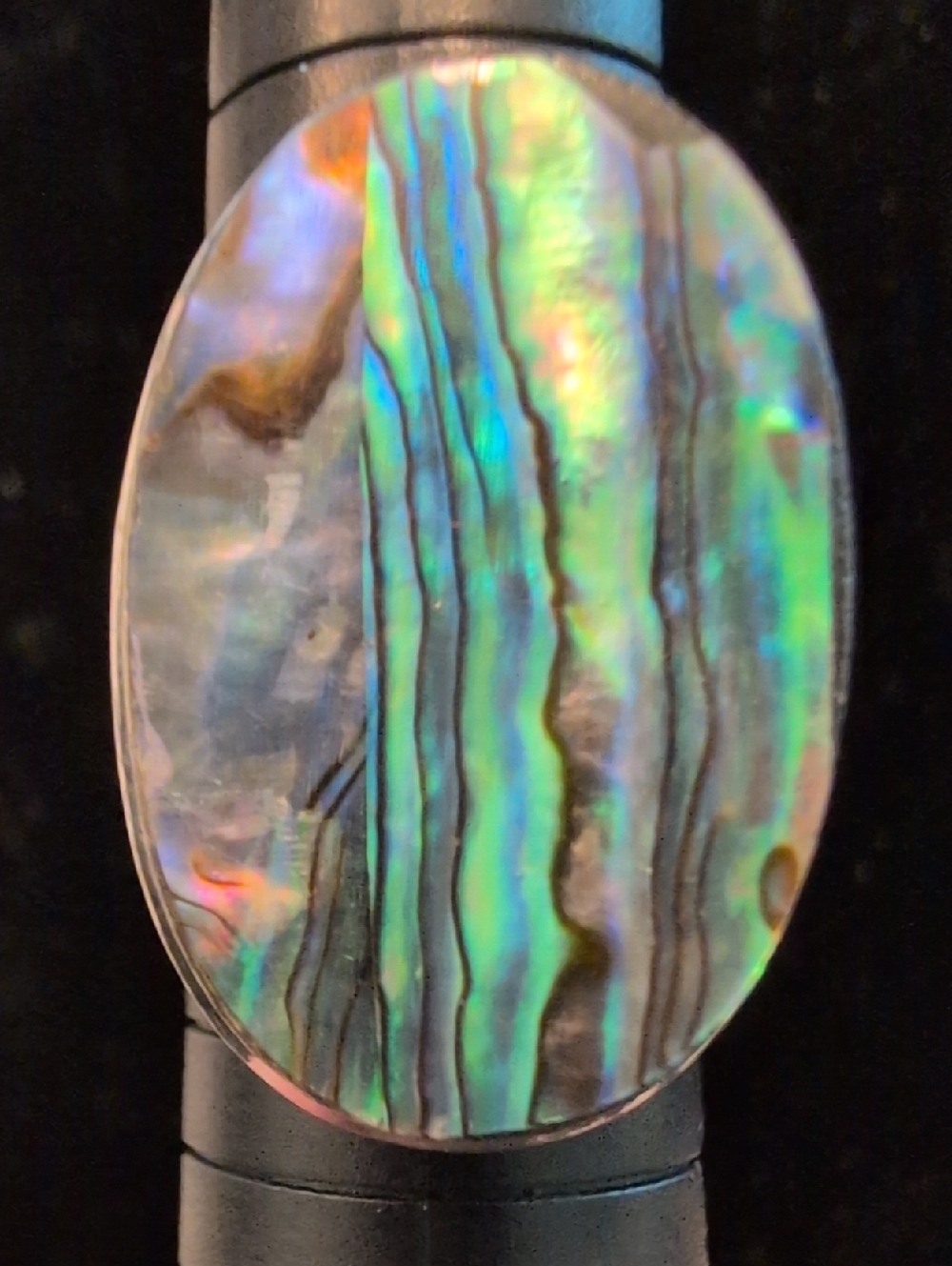 Oval Shaped Ring With Abalone